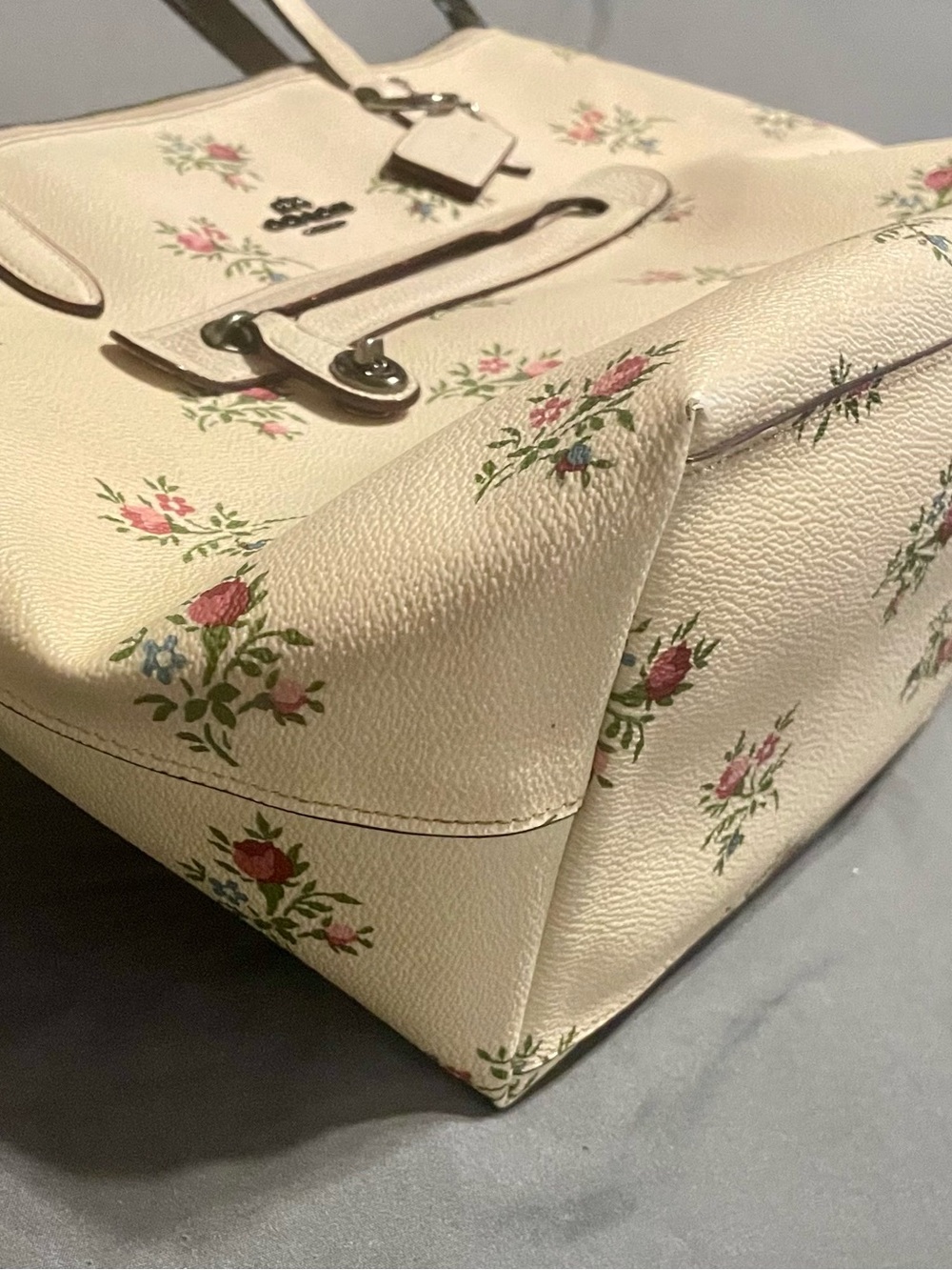 Coach Tote Bag in Cream with Pink Floral Print - Picture 4 of 16